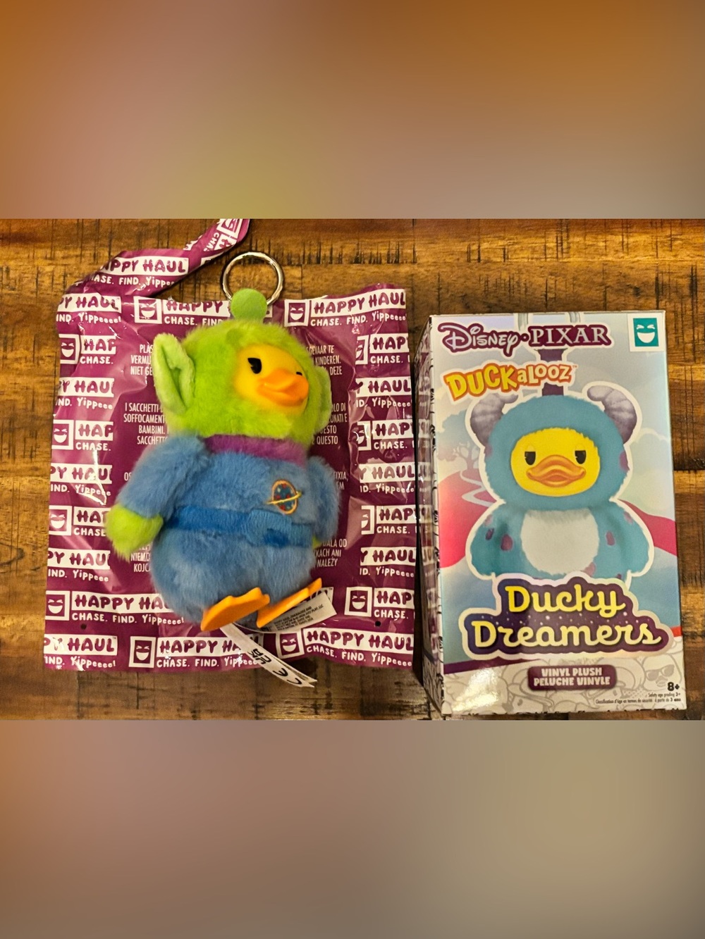 New Disney Duckalooz Ducky Dreamers Green Alien Vinyl Plush Keychain Bag Clip